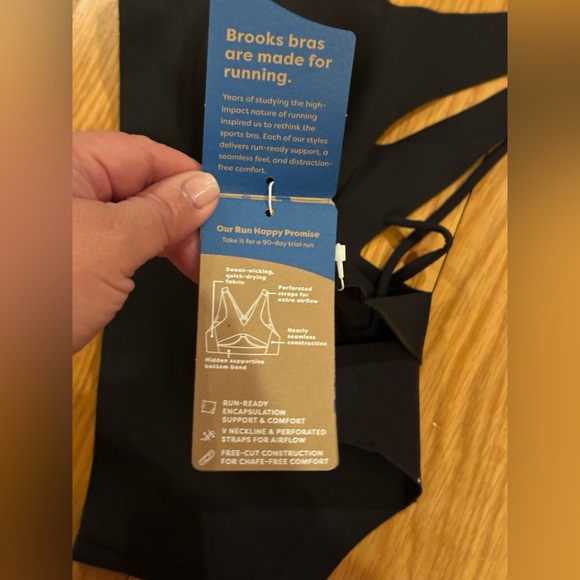 Brooks Black Sports Bra - Picture 15 of 16